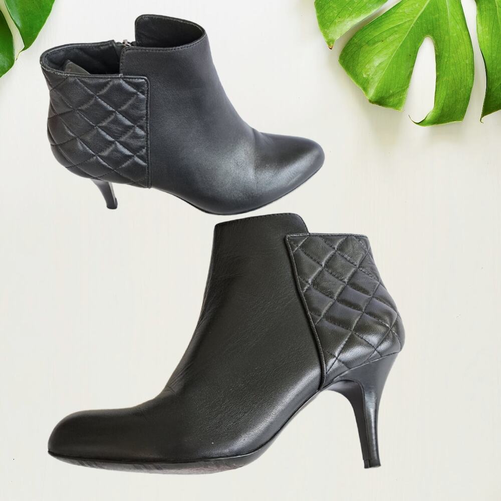 Brooks Brothers Black Leather Quilted Heels Ankle Boot 7.5 Bootie